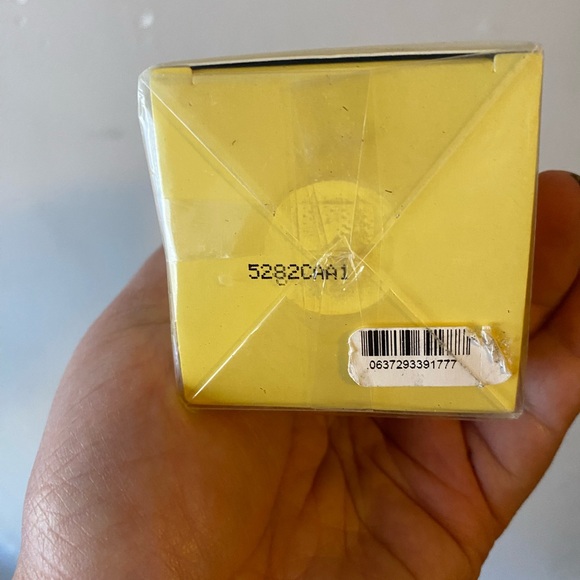 C.O. Bigelow Lemon No 1999 Eau De Parfum Perfume 3.4oz 100ml Citrus - Picture 4 of 4